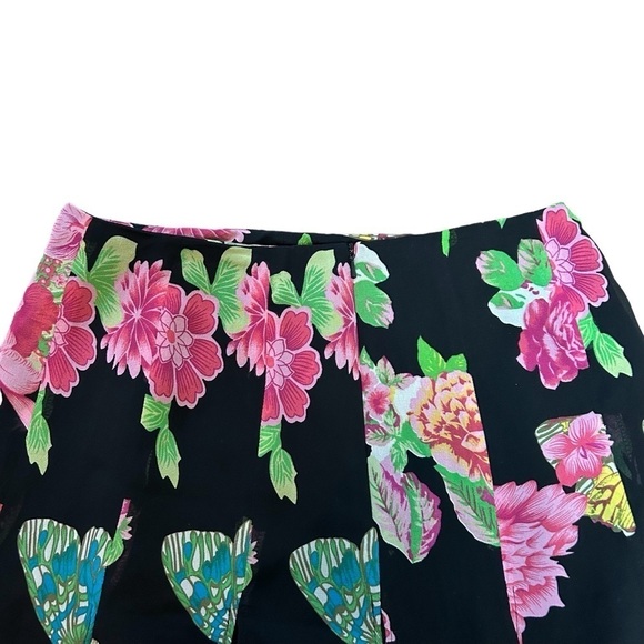 Karen Kane Flowers & Butterflies in Black Print Silk Open Panel Skirt - Picture 5 of 15